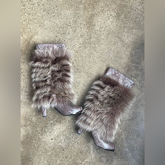 Devi Kroell mink & python boots - Picture 2 of 5